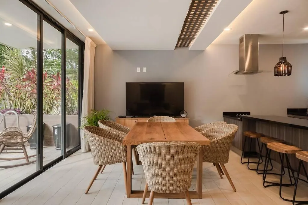 Great Condo In Heart Of Tulum W/ Chef & Transport Apartment